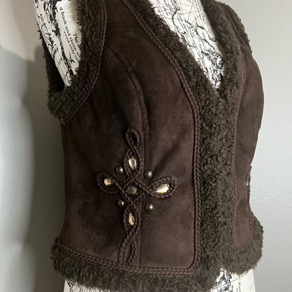 Cropped Vest
